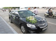 Cho thuê xe cưới Toyota Camry